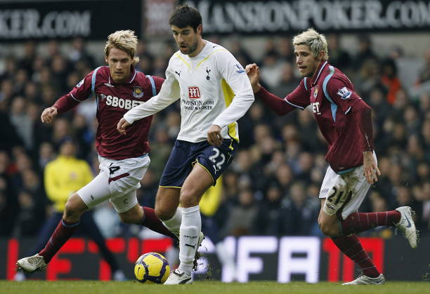 仅是两支球 仅是两支球