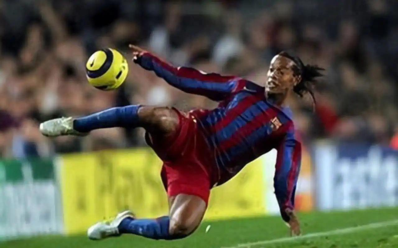 阿隆索在勒 阿隆索在勒